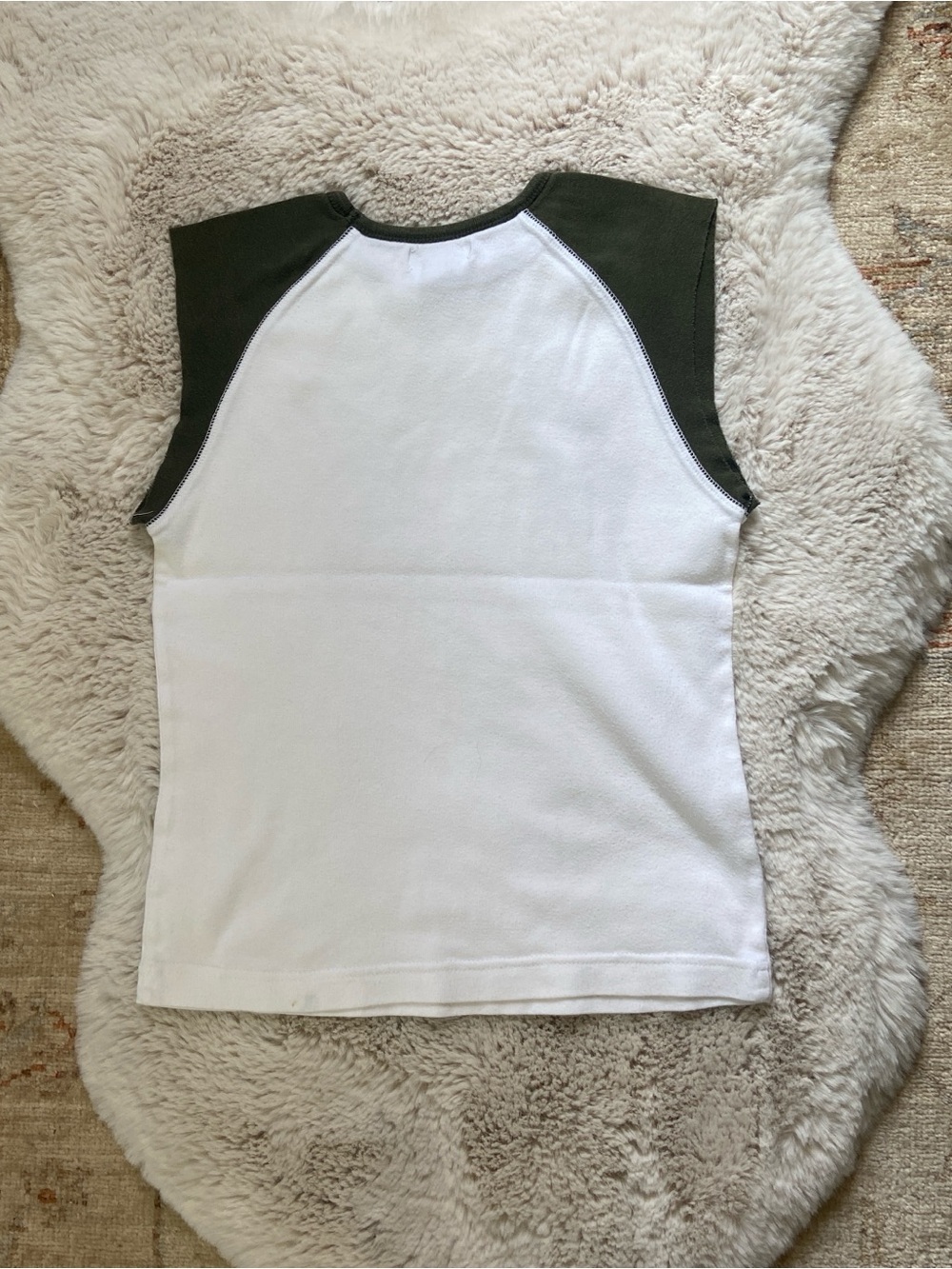 American Eagle Outfitters White & Olive Green Sleeveless Graphic Tank - Picture 2 of 3